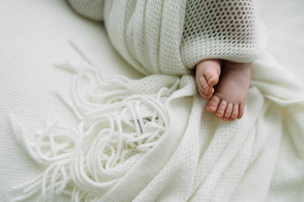 Baby fotografering i Sønderborg af høj kvalitet og kreativ indgangsvinkel